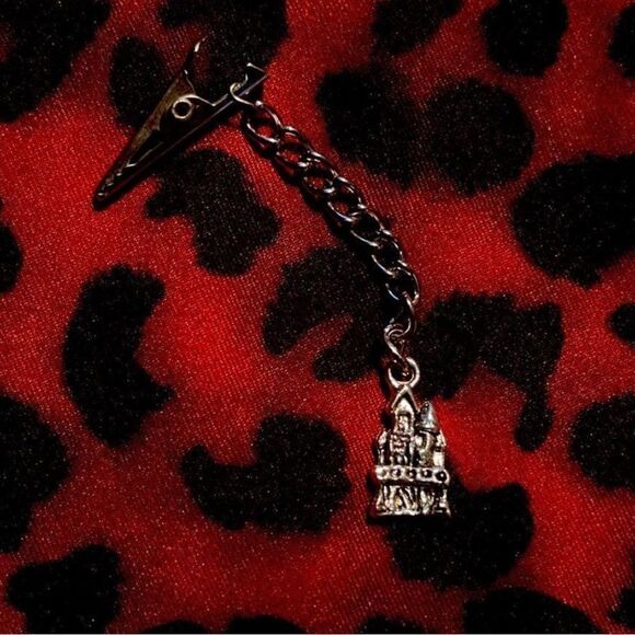 “MYSTERY GOODIE BAG” HALLOWEEN TRINKETS - Picture 10 of 16